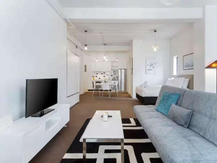 302/39 Anzac Avenue 10015_2