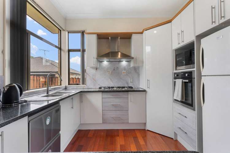 11 Ballydonegan Rise East Tamaki_8