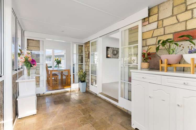 59 Bond Crescent Forrest Hill_16