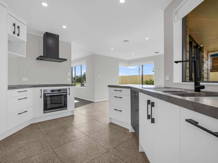 135 Baverstock Road Nawton_6