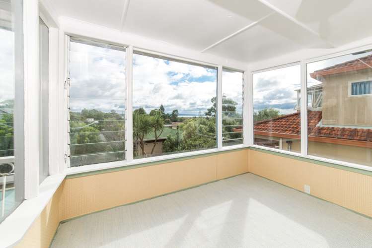 14 Kokiri Street Te Atatu South_10