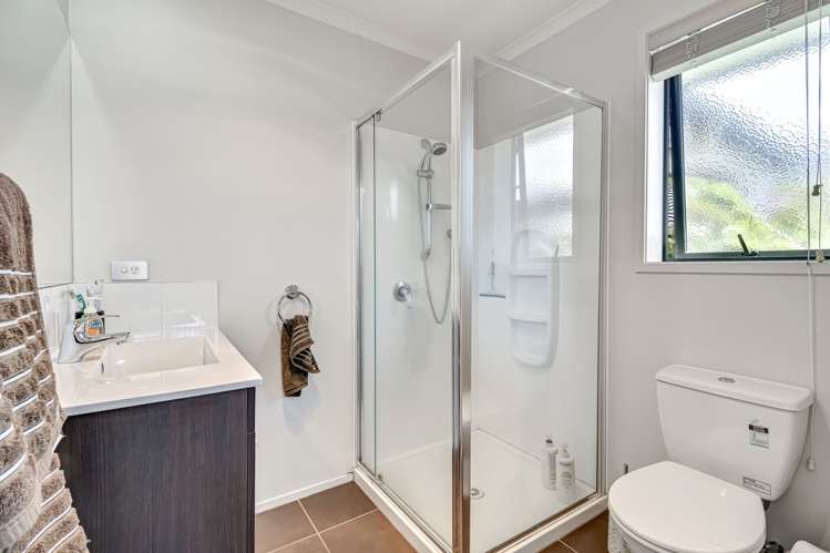 22 Silkwood Crescent Karaka_6