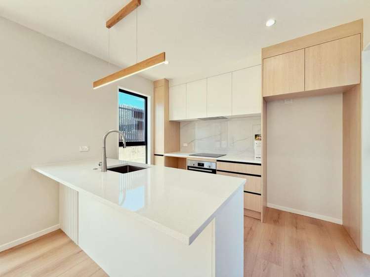 7A Springside Place 1732_1