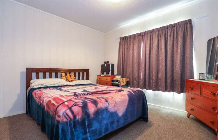 14 First Street Waihou_12