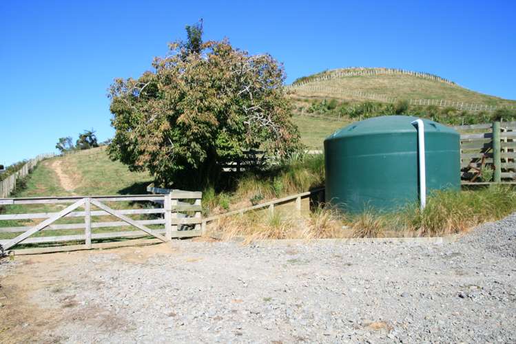 196 Tarata Road Inglewood_12