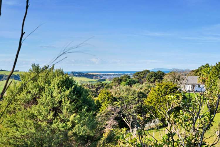 58 Garbolino Road Mangawhai_24