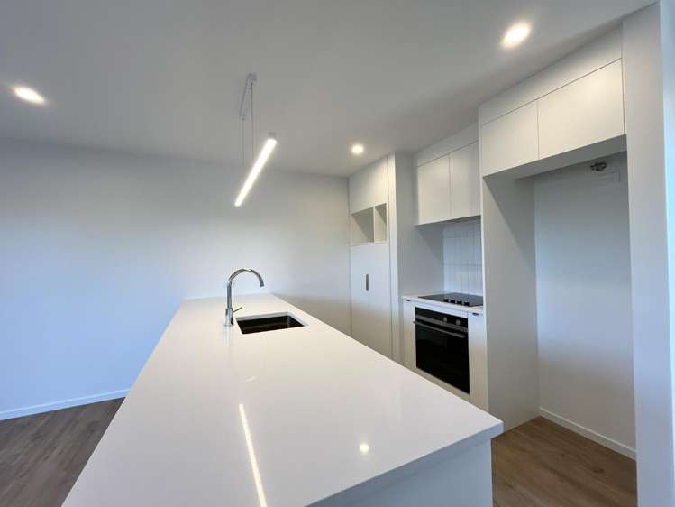 4/83 Edinburgh Street 10222_1