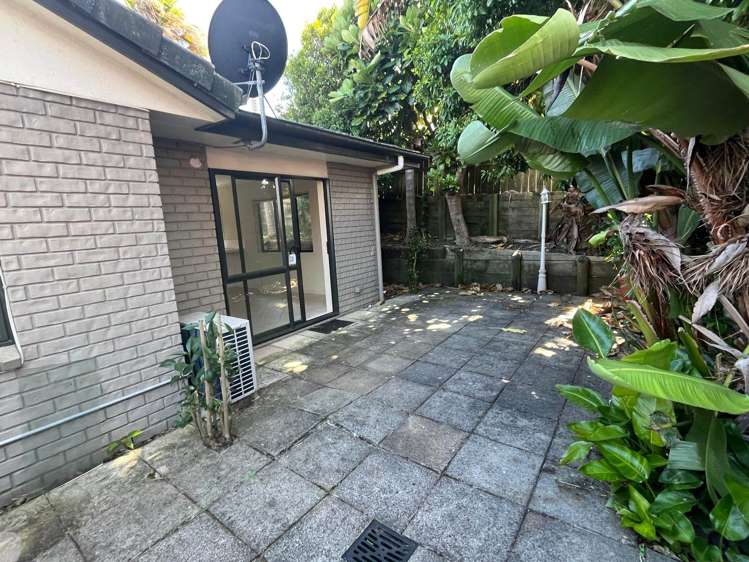 7B Saralee Drive Manurewa_10