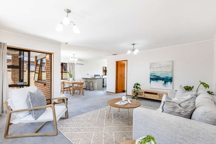 1/65 Granville Drive Massey_11