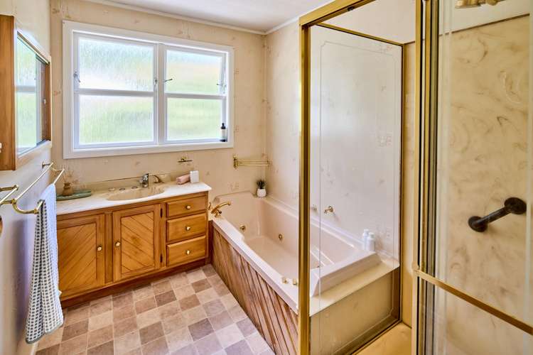 37 Pembroke Street Tawa_13