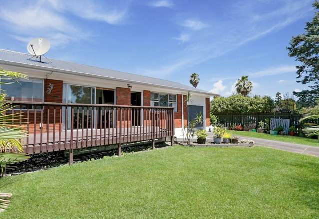 2/2 Chevis Place Pakuranga_1