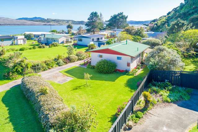 107 Cooper Drive Kawhia_3