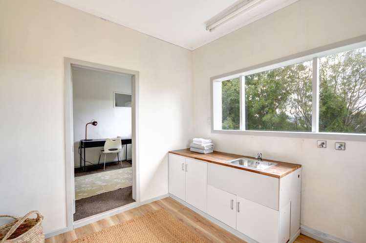 2 Church Hill Road Green Island_17