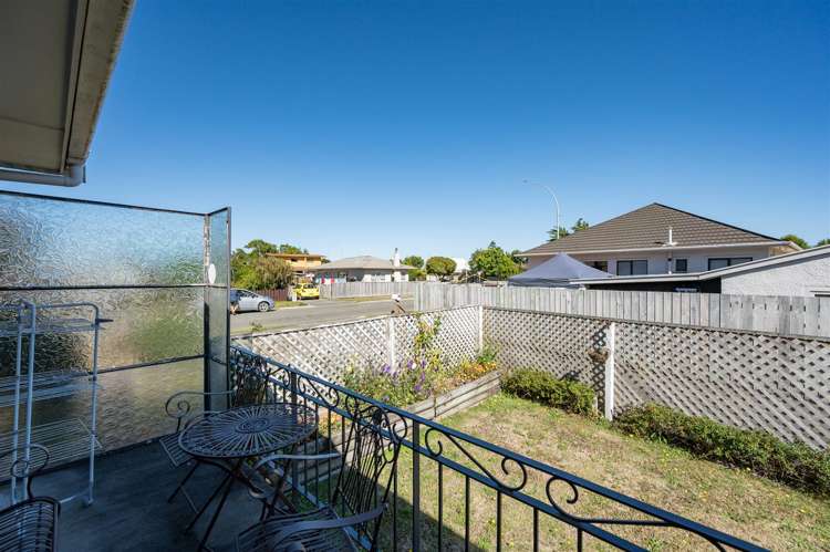 1/1 Tainui Street Stoke_11