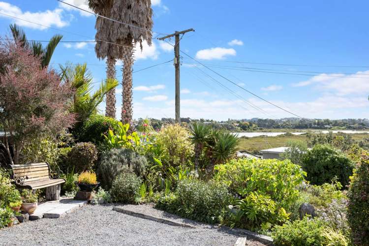 13 The Terrace Herald Island_15