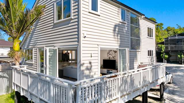 32A Sandown Road Rothesay Bay_2