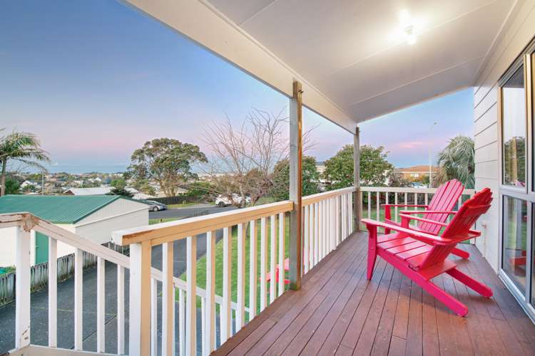 11 Fairway Avenue Red Beach_24