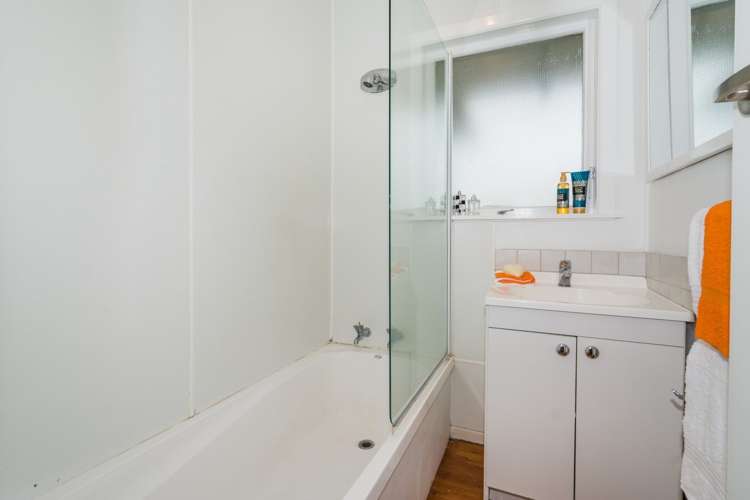 2/6 Northboro Road Hauraki_14