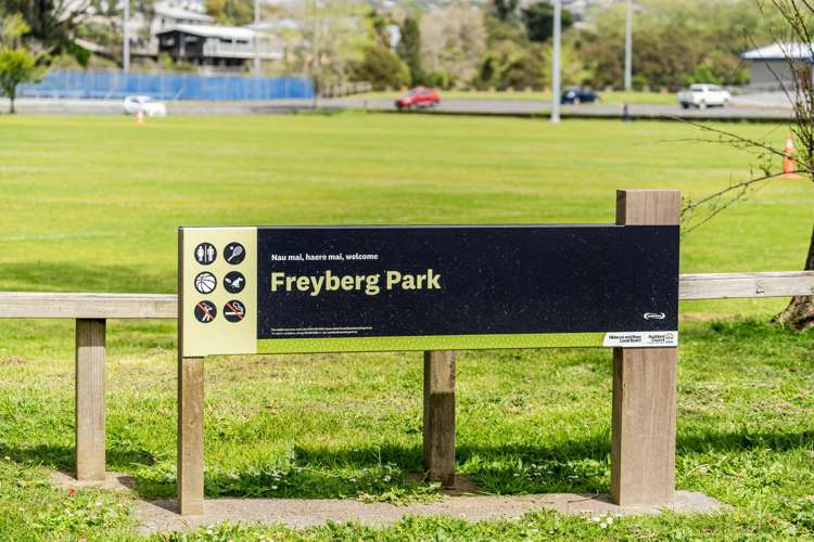 305/19 Bute Road Browns Bay_22