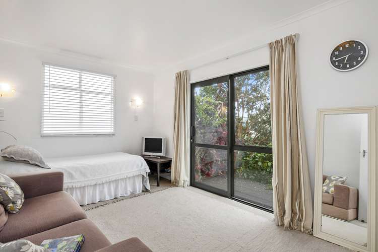 29 Thornicroft Road Waitati_16