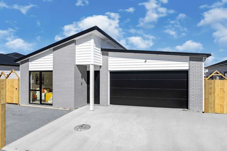 16 Pupu Crescent Opaheke_21