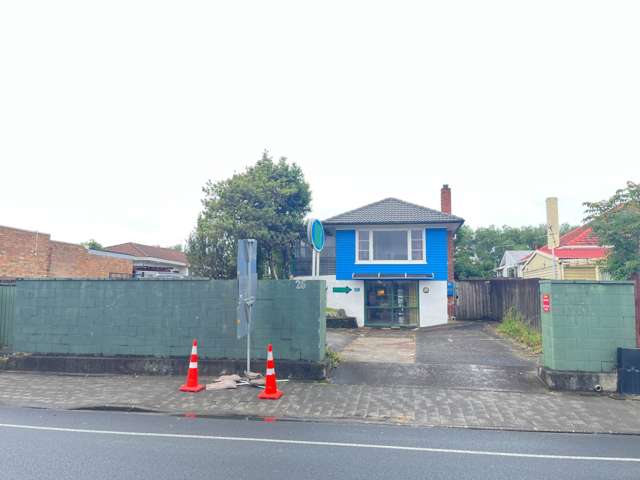 25 Taharoto Road Takapuna_2