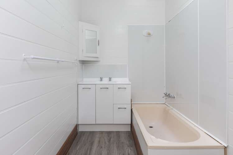 691 Gloucester Street Linwood_15