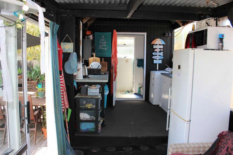 120 The Fairway Matarangi_5