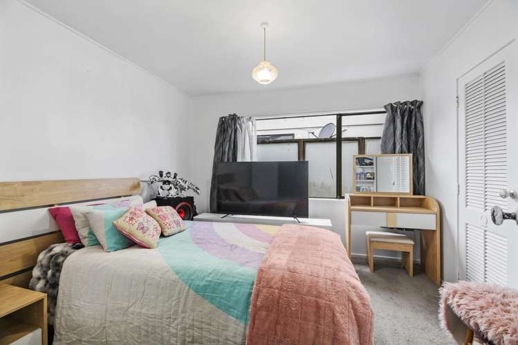 13 Skilling Place Farm Cove_18