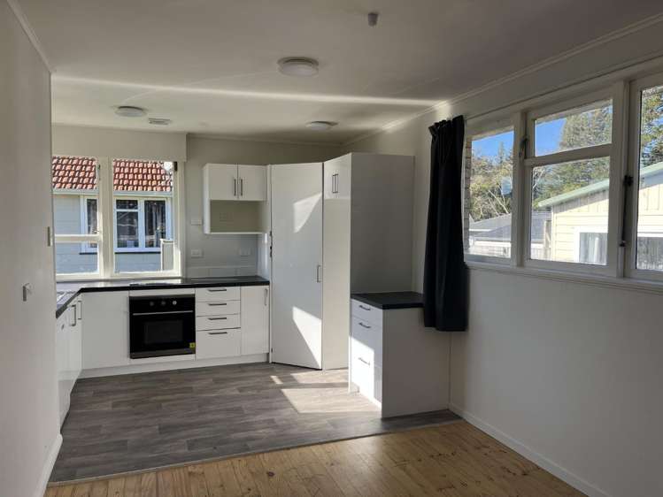 80 Bader Street 2738_3