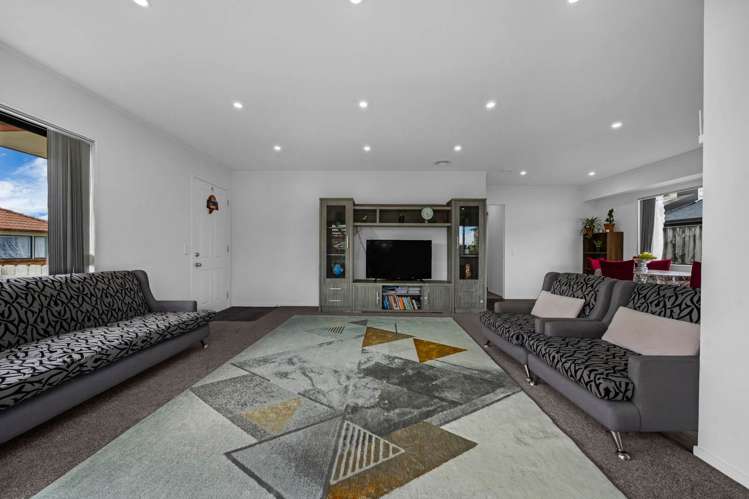 2 Pantera Way Hill Park_13