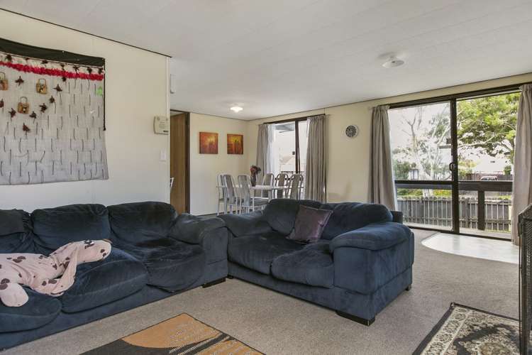 2/3 Barneys Farm Road Clendon Park_5