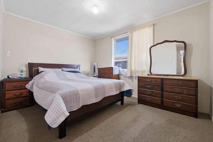 16 Rush Place Mangere_14