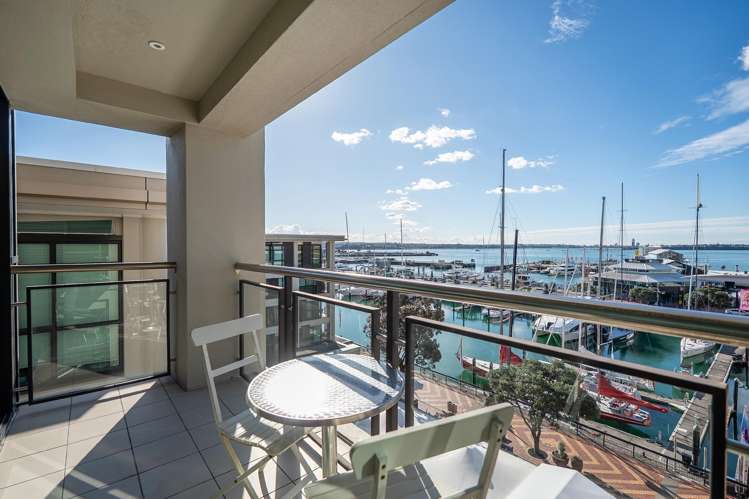 401/85 Customs Street West Auckland Central_14