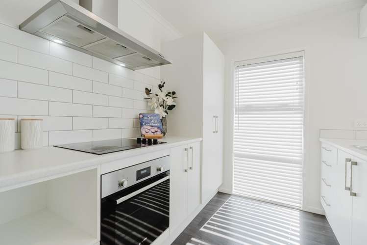 1/1 Murray Street Maeroa_12