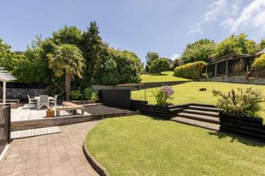 8 Highfield Crescent_1