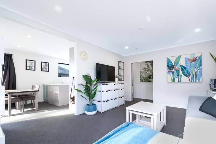 1/29 Karepo Crescent Ranui_5