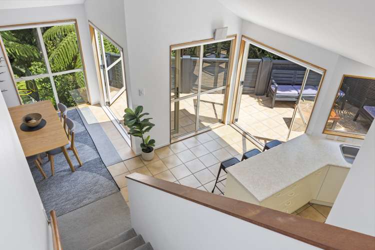 1/31 Holdaway Avenue Northcote_8