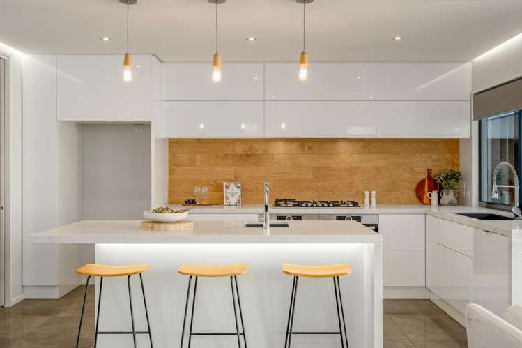 39 Waterstock Way Parklands_5