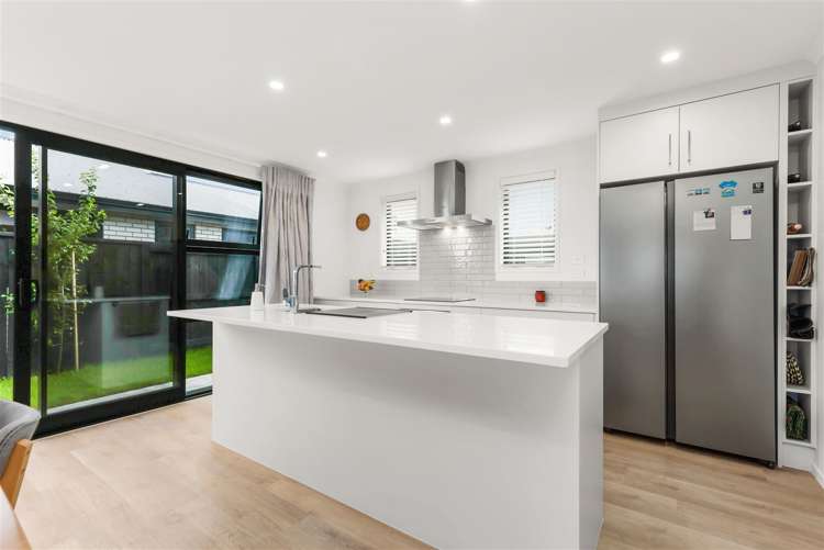 65 Trewern Avenue Chartwell_5