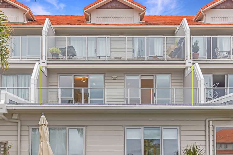 14/340 Gulf Harbour Drive_0