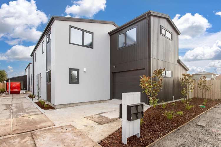 1/37 Evesham Crescent_0