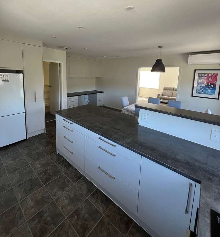 51 Thurleigh Grove Karori_2