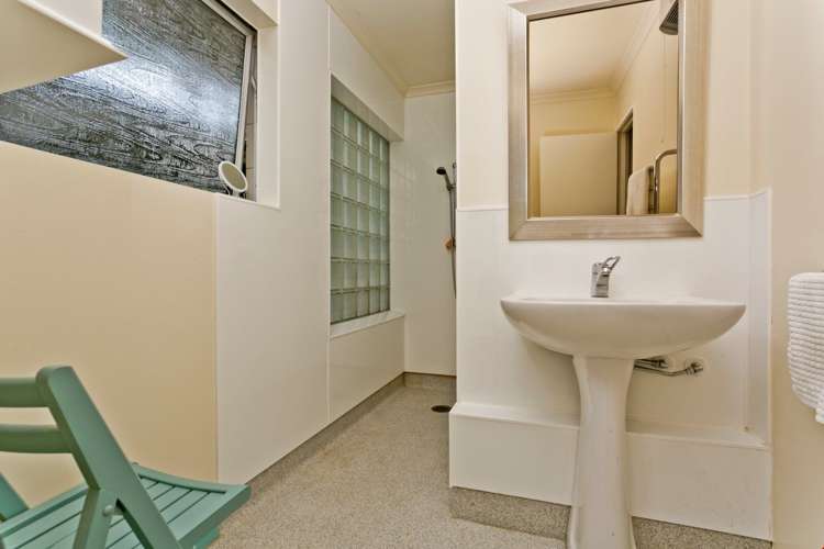 1/132 Victoria Road Devonport_7