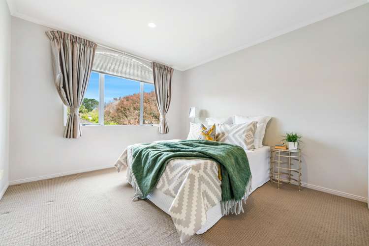 16 Greenbrooke Drive Flat Bush_16
