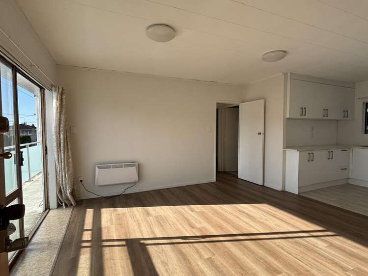 9/762 Beach Rd Browns Bay_0