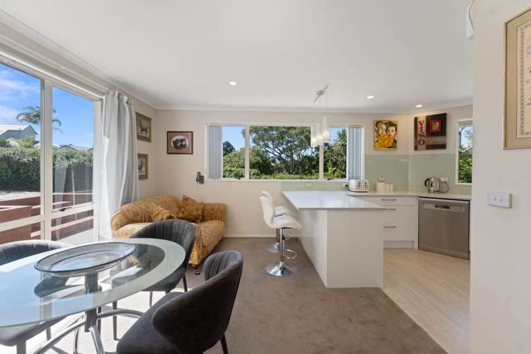 15 Ambassador Glade Orewa_21