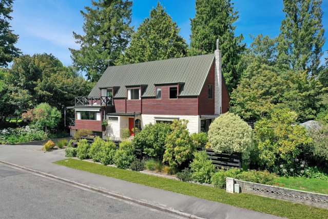 A Home Among the Trees - Rare Parkside Masterpiece