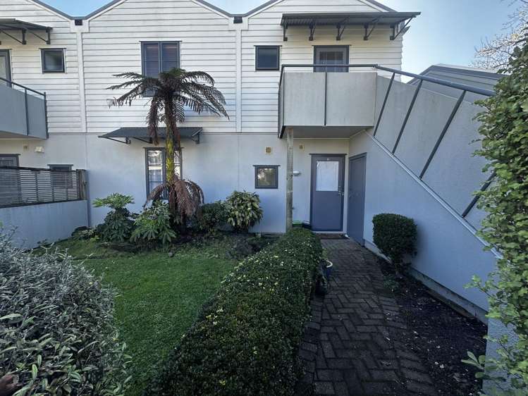 11/5 Carolina Place_0
