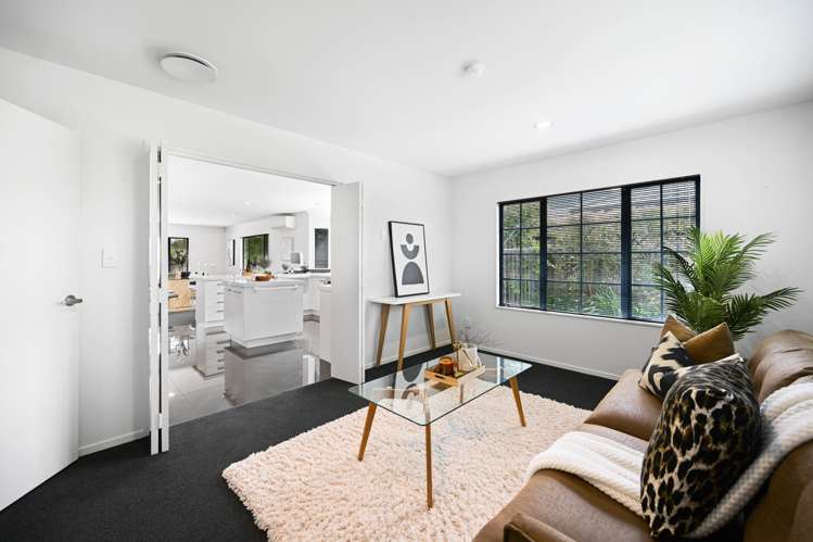 19 Montrose Crescent Huntington_4